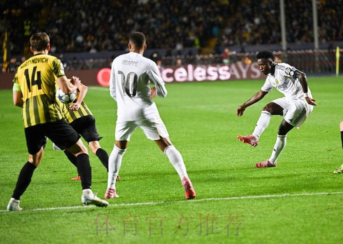 即将复出! 皇马中卫参加部分合练 有望本轮出战 即将复出! 皇马中卫参加部分合练 有望本轮出战